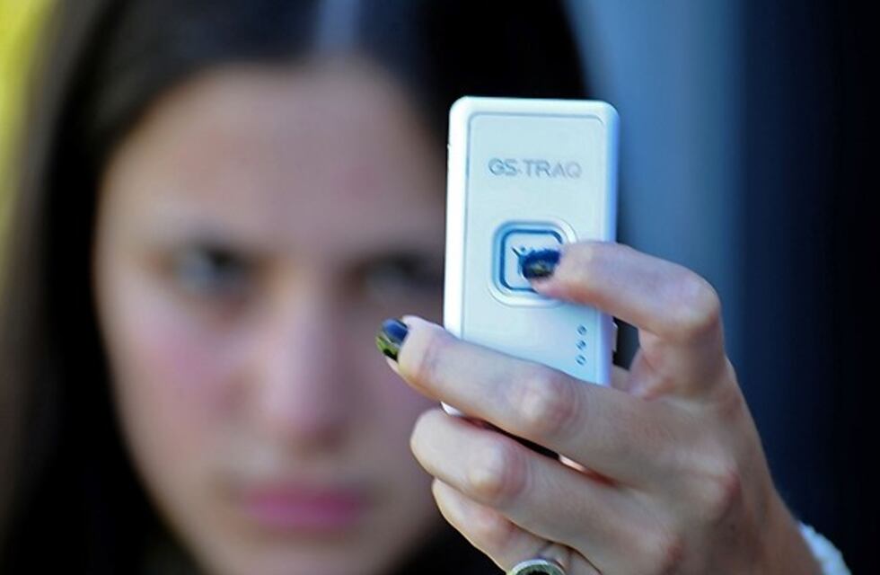 Violencia de género: denuncian que están quitando botones de pánico a las víctimas