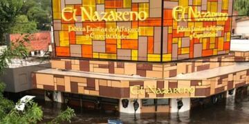 El Nazareno con el agua hasta la mitad de las paredes\u002E