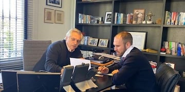 09/05/2020 El presidente de Argentina, Alberto Fernández, y el ministro de Economía, Martín Guzmán ECONOMIA SUDAMÉRICA ARGENTINA PRENSA PRESIDENCIAL ARGENTINA