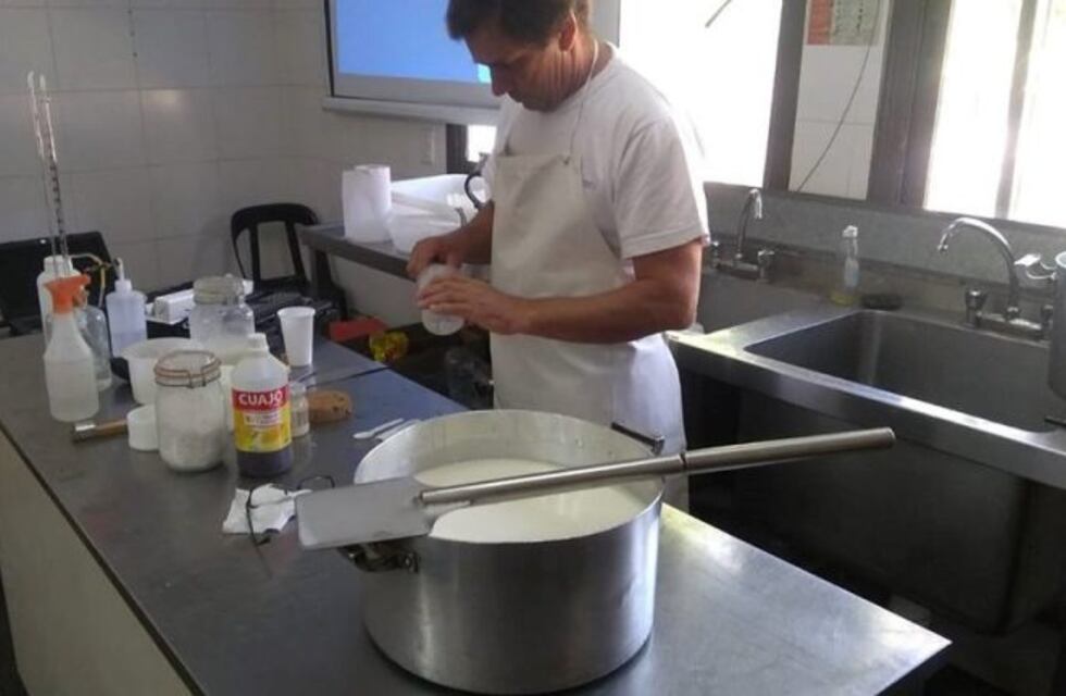 Nono: Exitoso taller de elaboración de quesos blandos