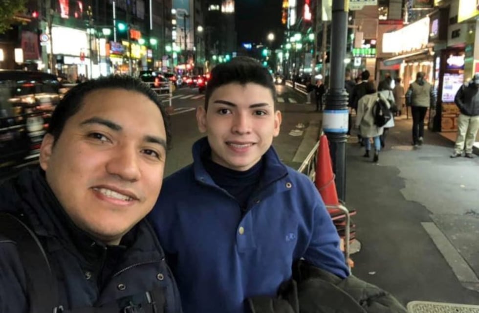 Un tucumano viajó a Japón para participar en el torneo "All Japón Robot Sumo"