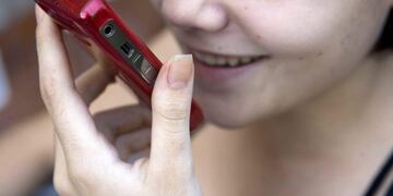 Un tunuyanino denunció una publicidad callejera sexista de una famosa compañía telefónica.