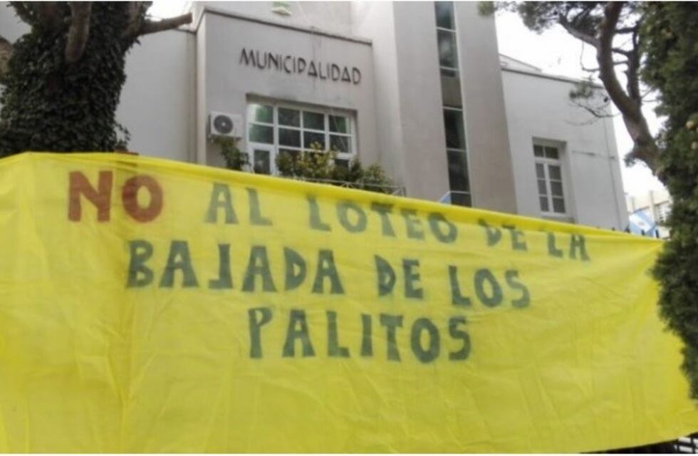 Vecinos se concentraron nuevamente en defensa de la Bajada de los Palitos