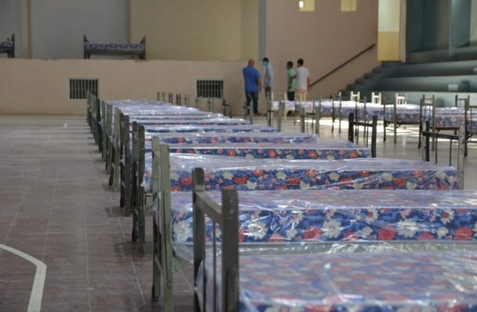 Arman hospitales de campaña para tratar el coronavirus en Salta