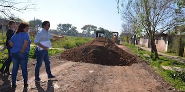 Ripiaron 16 calles del barrio Don Santiago\u002E (Data Chaco)\u002E