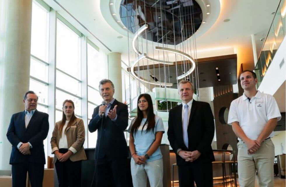 Para Macri, Aerolíneas Argentinas se debe autosustentar