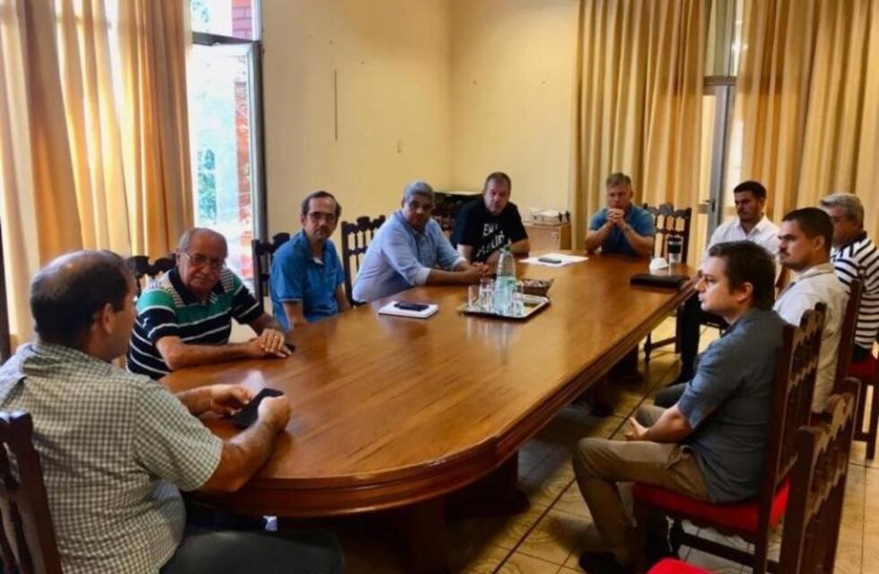 El intendente de Puerto Rico recibió a empresarios madereros