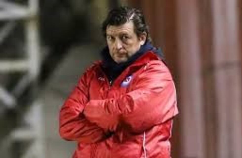 Belgrano oficializó la contratación de Alfredo Berti como DT