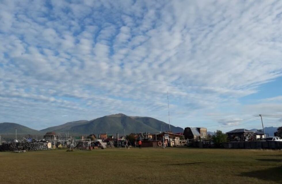 Historias de Tolhuin: el antiguo basural se convirtió en un parque temático hecho con objetos reciclados