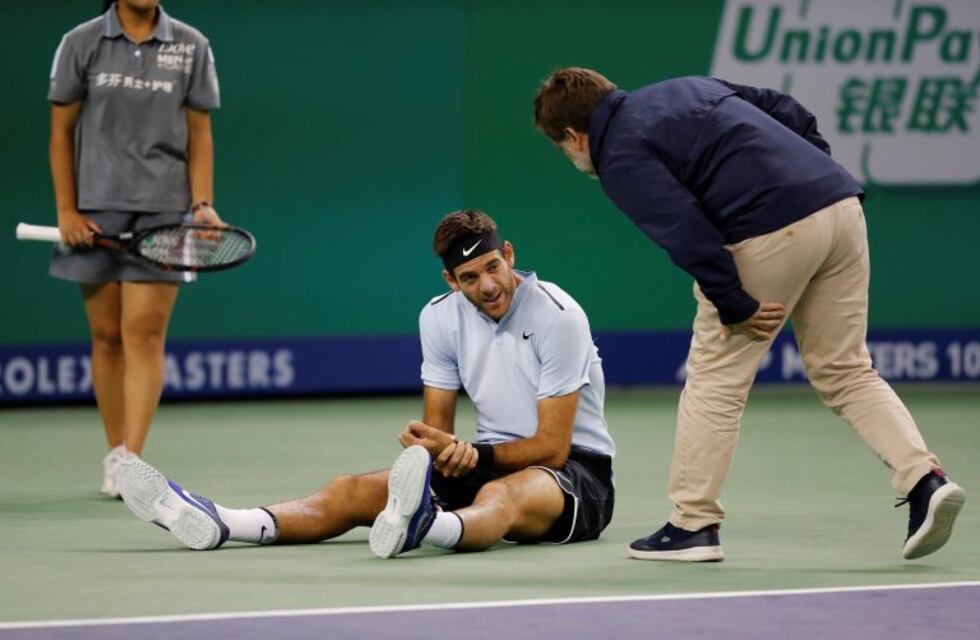Del Potro sufrió un traumatismo de muñeca y puso en duda su presencia en la semifinal