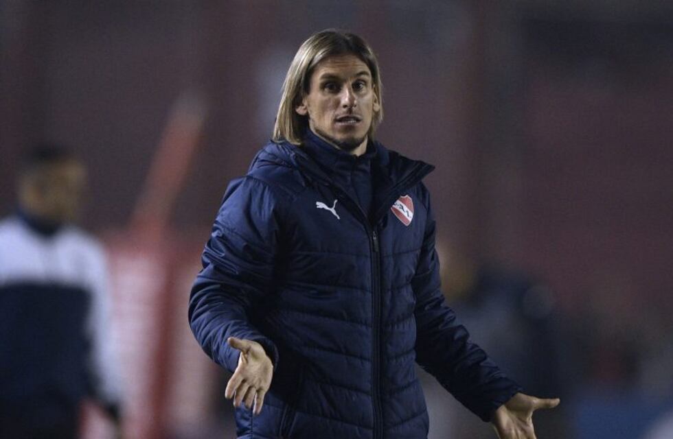 Sebastián Beccacece probó dos equipos en Independiente pensando en Vélez