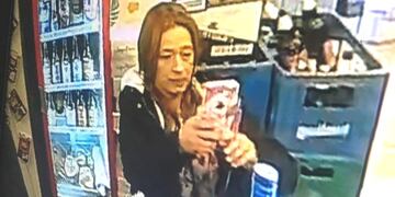 El robo en la licorería Drinks quedó registrado en las cámaras de seguridad del negocio\u002E