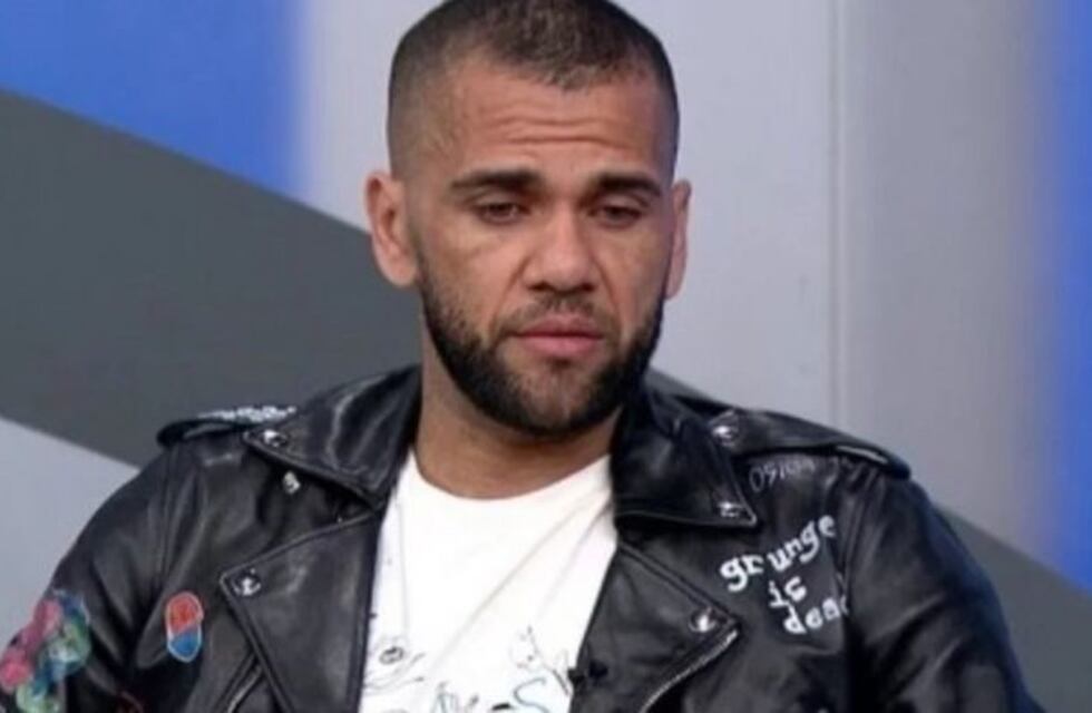 Dani Alves fue detenido en Barcelona tras una denuncia por agresión sexual y Pumas le rescindió el contrato