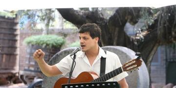 Lisandro Bertín es uno de los músicos más virtuosos de Mendoza\u002E