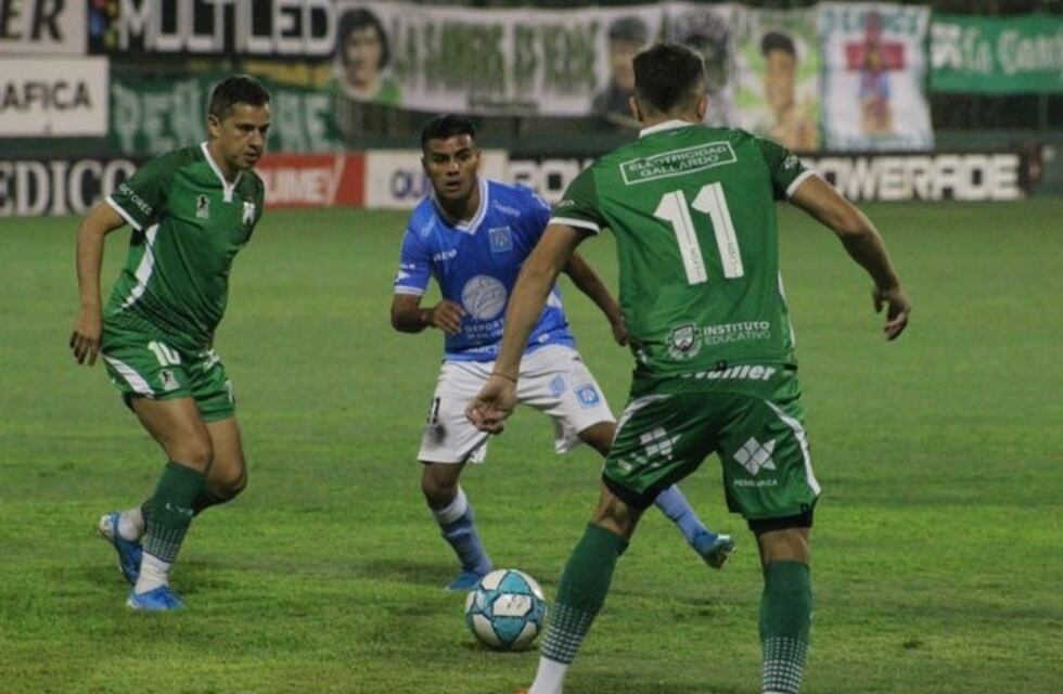 Estudiantes de Río Cuarto perdió con Ferro casi desde los vestuarios