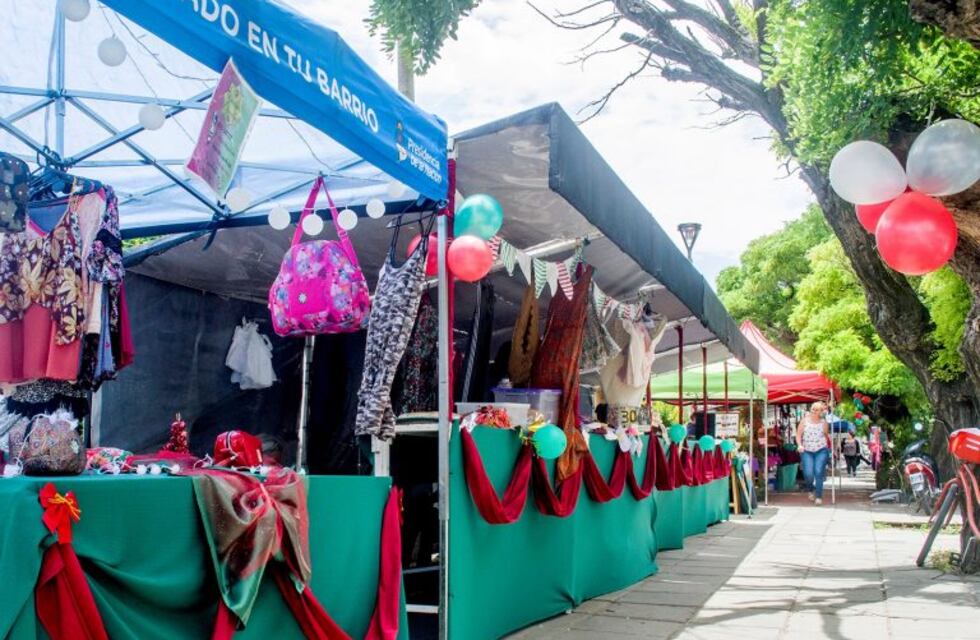 Espectacular Feria Navideña en Azul