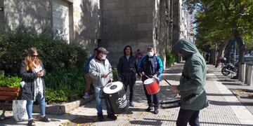 Obreros del pescado de Mar del Plata piden alimentos para sobrellevar la crisis económica (Foto: El Marplatense)