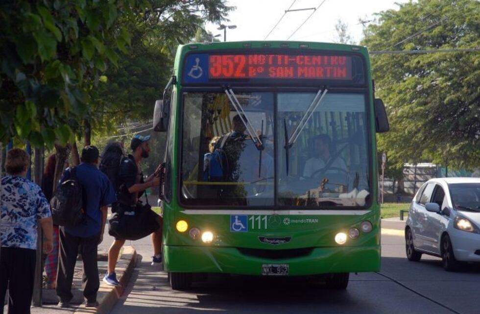 Oficial: en Mendoza congelaron el precio del boleto por 180 días