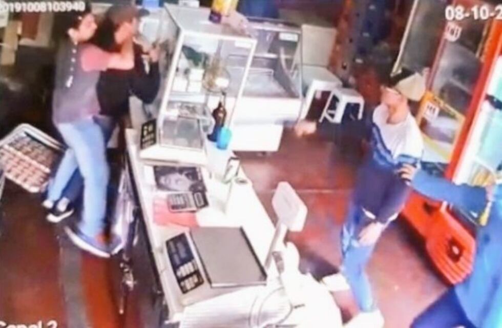 Seguirá detenido uno de los acusados del violento asalto a una rotisería