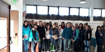 Proyección del film Distantes, Alta Gracia\u002E