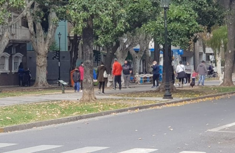 El frío aflojó en Rosario pero anuncian un domingo nublado y húmedo