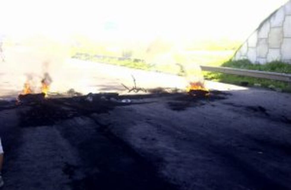 Vecinos de Las Flores llegaron a un acuerdo y no cortarán la autopista Rosario-Buenos Aires