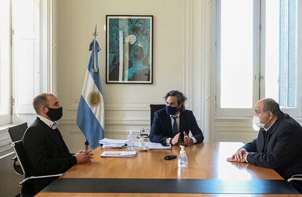 Manzur se reunió en Buenos Aires con Martín Guzmán y Santiago Cafiero
