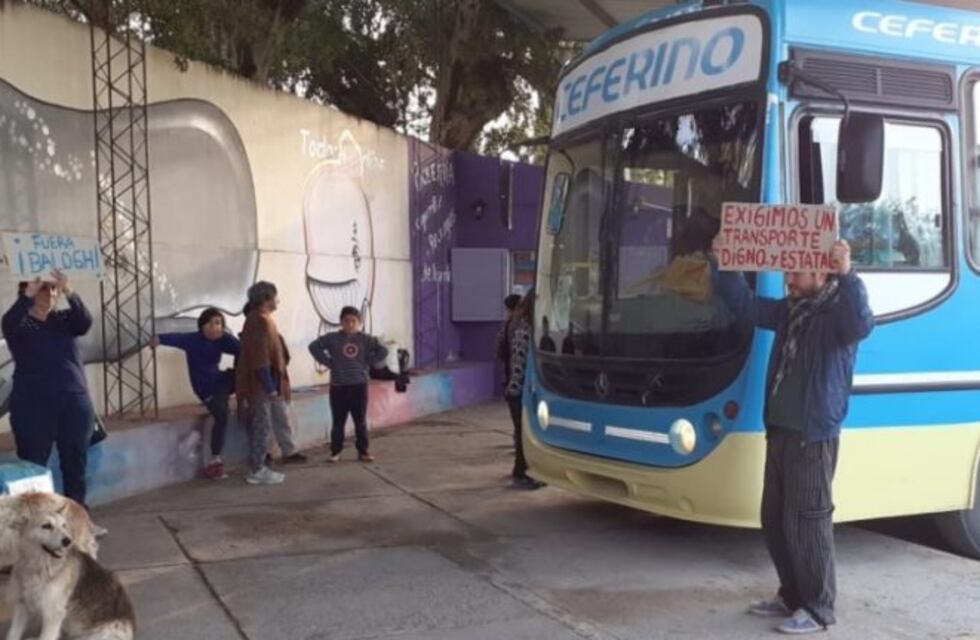 Vecinos de El Cóndor reclamaron por una solución para el servicio de transporte