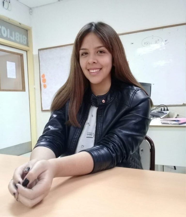 Luciana Sánchez tiene 17 años y está en 5to año