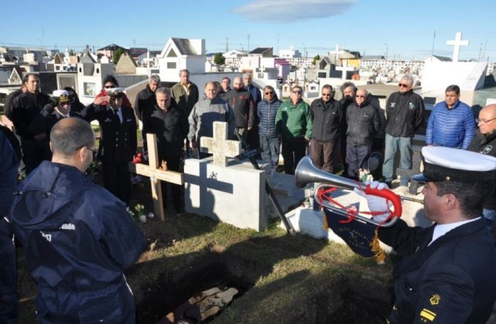 Despidieron al héroe de Malvinas José Manuel Fernández en Río Grande