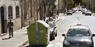 El dinero fue encontrado en Sarmiento al 1600\u002E (Street View)
