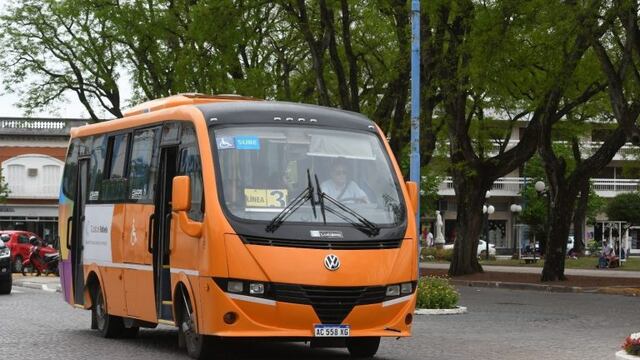 Cada vez más minibuses van con biodiesel (Prensa Municipalidad de Rafaela)