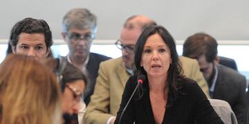 DYN48, BUENOS AIRES 27/09/16, LA MINISTRA CAROLINA STANLEY EXPONE EN DIPUTADOS rnSOBRE EL PRESUPUESTO PARA EL PROXIMO Au00d1O.FOTO:DYN ciudad de buenos aires carolina stanley reunion en la camara de diputados por el presupuesto 2017 exposicion de la ministra