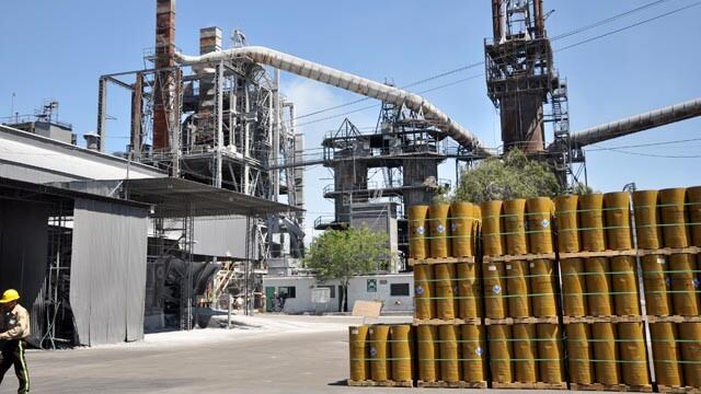 Sidertec sumó 50 operarios y relanza la producción de carburo