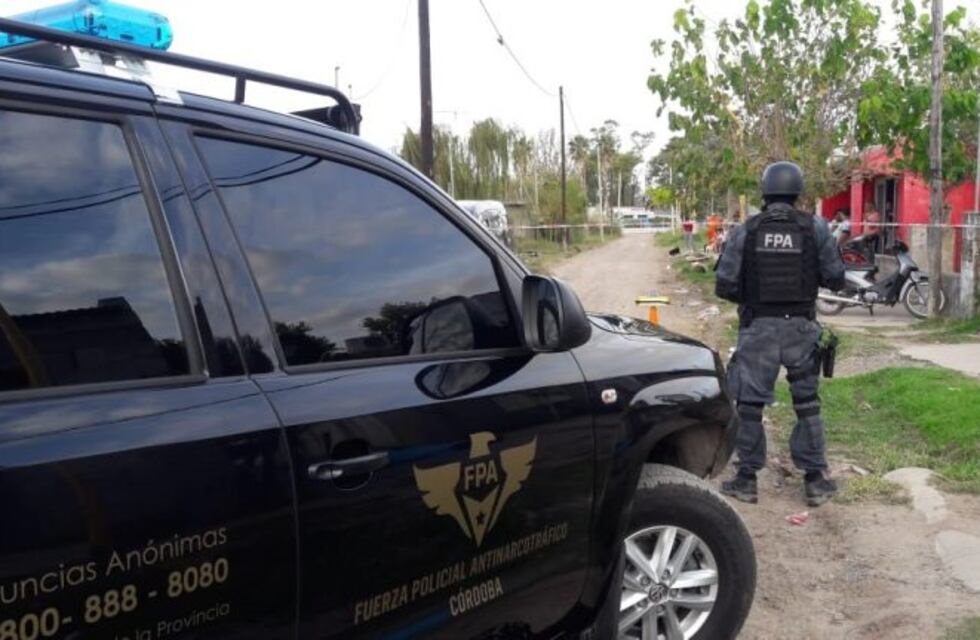 FPA detiene a pareja que vendía drogas en La Calera