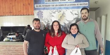 Entrega de cajas navidelas, ATE Tolhuin\u002E