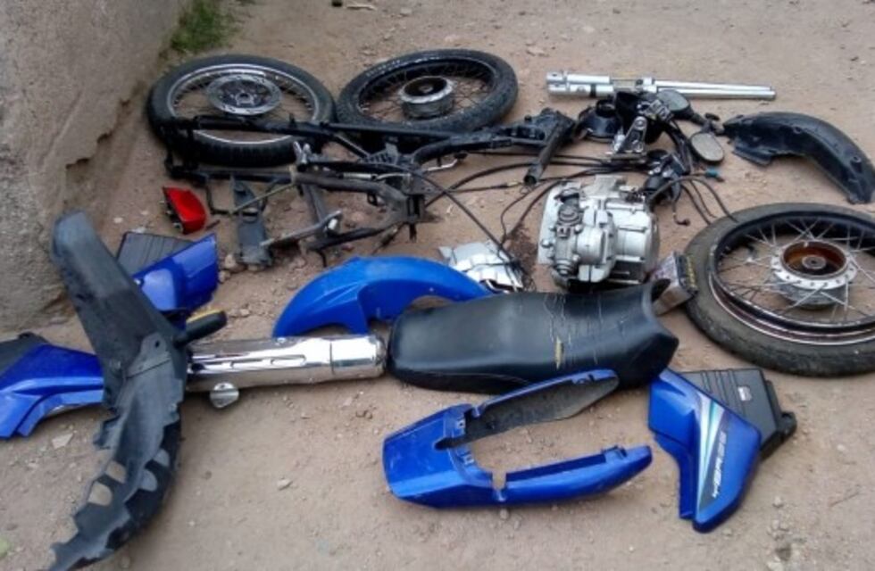 Hallaron un desarmadero de motos en un barrio de la capital puntana