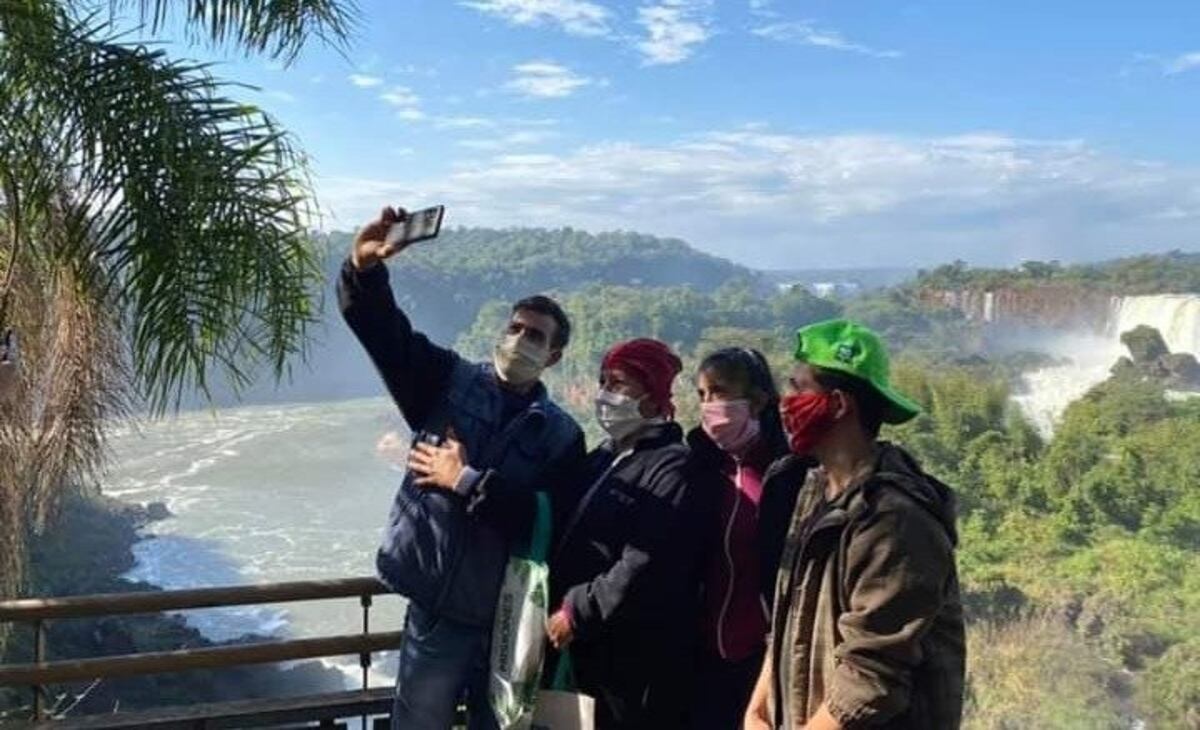 A la espera de que se sumen a 300 misioneros en el cupo de visita a Cataratas