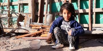 Kiara, la niña de seis años que salvó a su hermana de 3 de un incendio