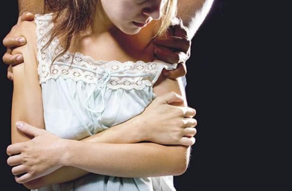 La nena abusada en Eldorado continúa su embarazo de gemelos