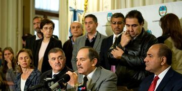 Alperovich cometió un fallido y después aclaró lo que quiso decir\u002E