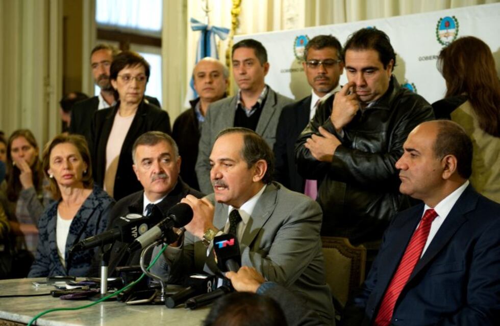 "Nadie quiere que le vaya bien al Presidente", el fallido de Alperovich en plena sesión