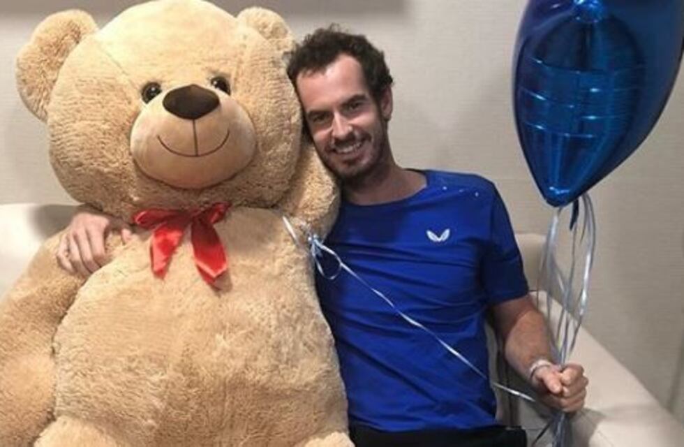 El descuido de Andy Murray al exhibir la radiografía de su cadera recién operada