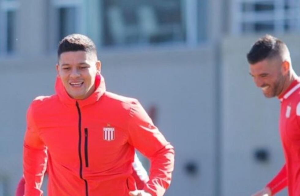 En el día de su cumpleaños, Marcos Rojo entrenó con Estudiantes