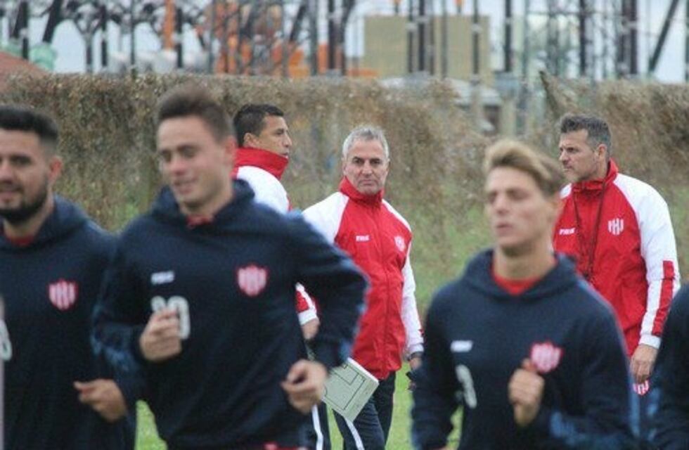 Leonardo Madelón fue presentado en Unión y comenzó a trabajar en el club por tercera vez