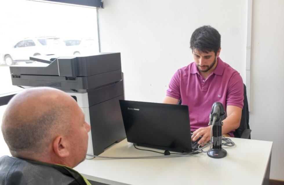 Abrió la oficina de Rentas Municipal en Andorra