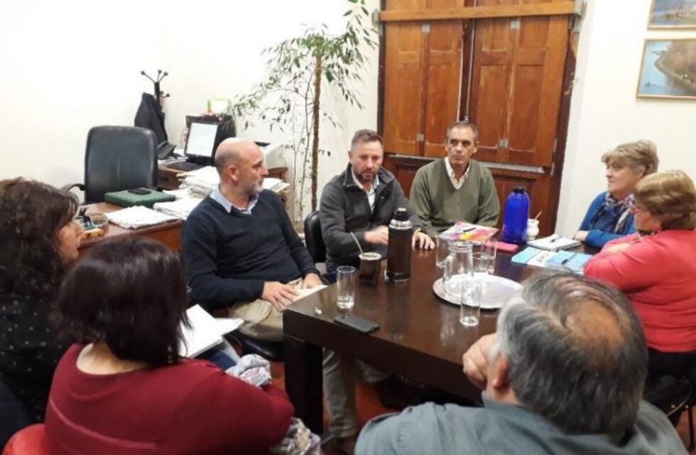 La Municipalidad propuso un 14% de aumento a los estatales