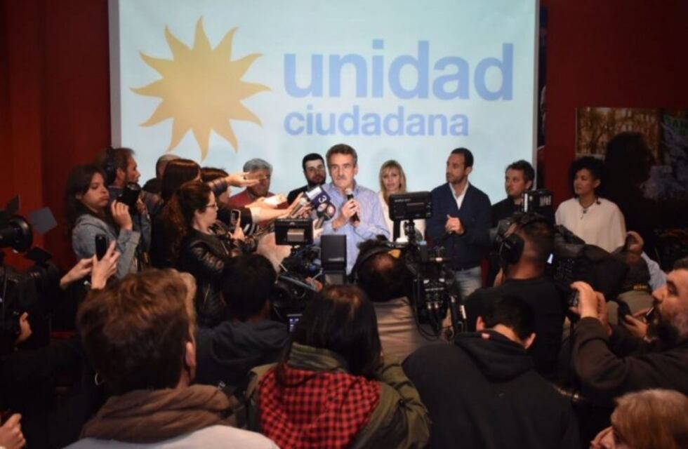 Nación admitió "problemas técnicos" a la hora de cargar los votos del Gran Rosario y hubo críticas