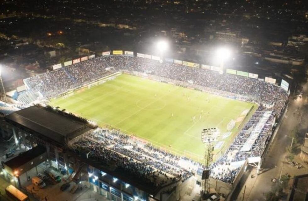 Atlético estrenará esta noche su nuevo sistema de iluminación del estadio