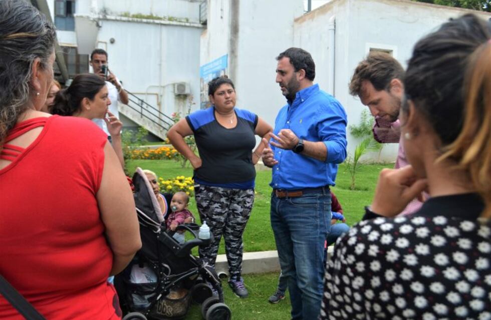 Ivan Poletta se reunió con vecinas de la 8 de Agosto
